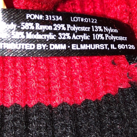 Britts Knits Red, Gray and Black Kids Pom-Pom Beanie, NWOT, pet/smoke free home - Picture 4 of 6